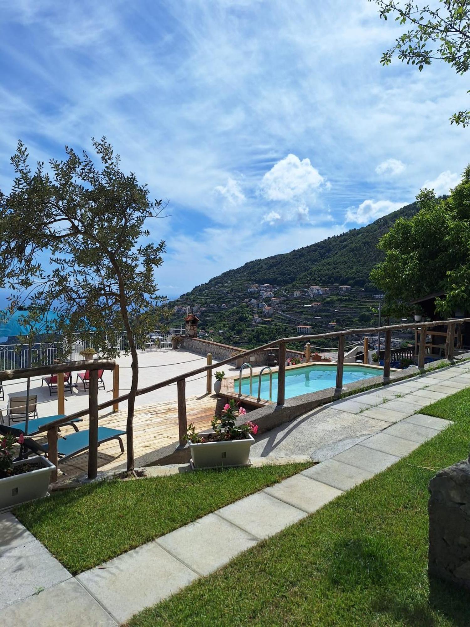 Monte Brusara Relais Bed & Breakfast Ravello Exterior photo